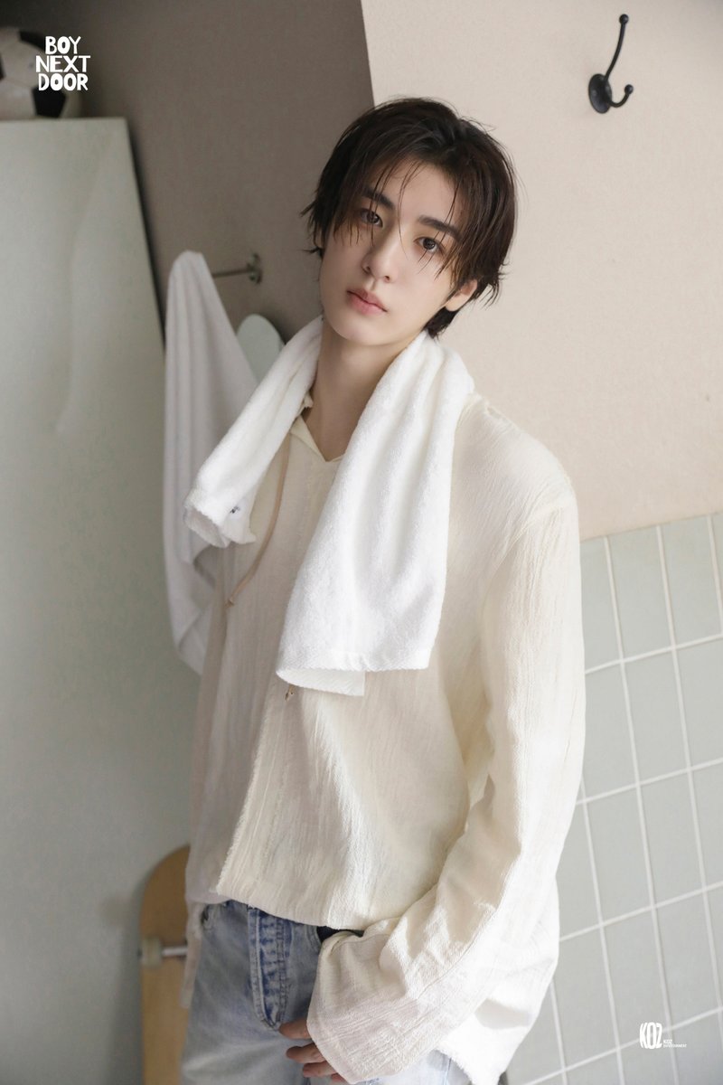 BOYNEXTDOOR_KOZ's tweet photo. HAPPY LEEHAN DAY 🥳

🔗 https://t.co/0zBT3tla4p

#BOYNEXTDOOR #보이넥스트도어 #BND
#이한 #LEEHAN
#HAPPY_LEEHAN_DAY https://t.co/LNz2SLExRK