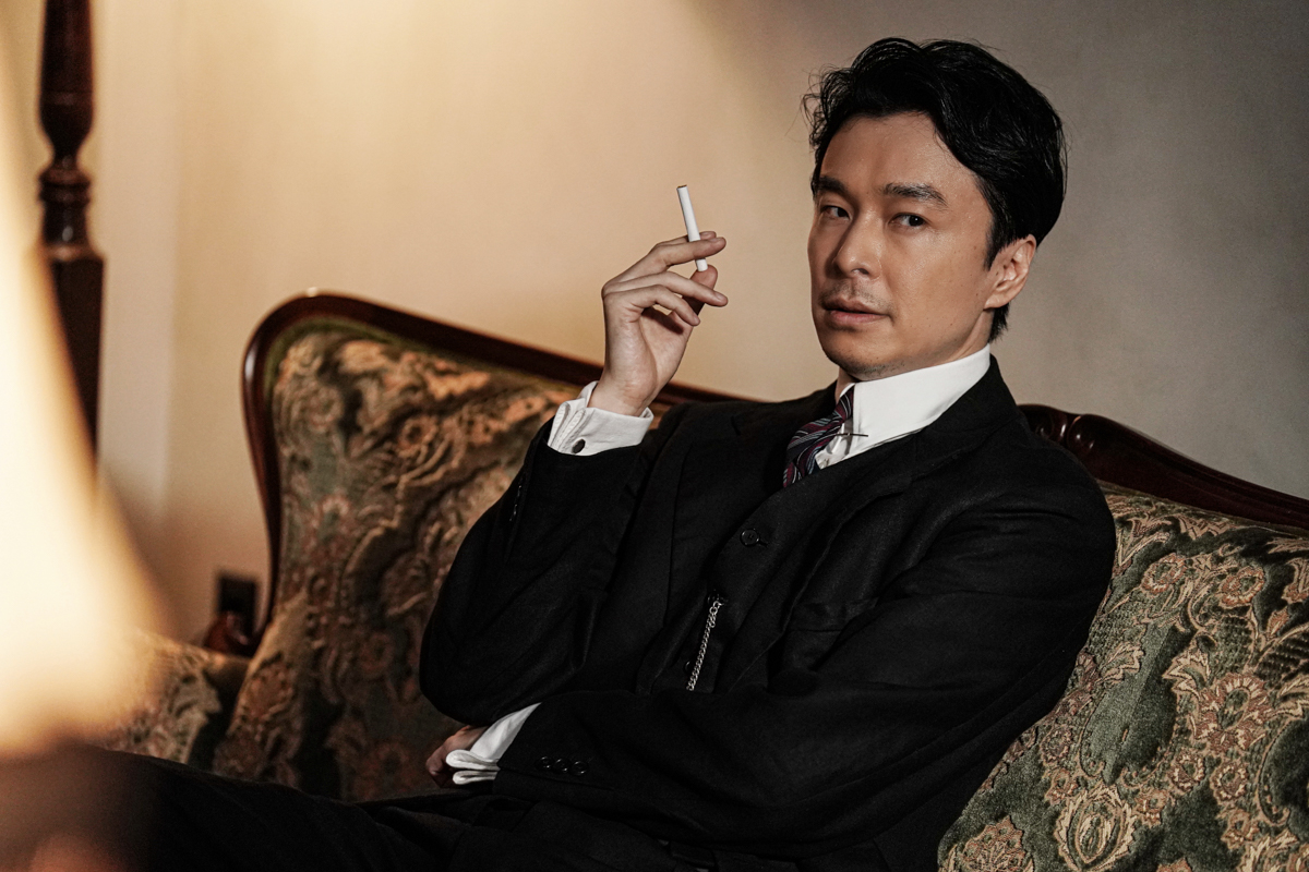 cinemalife_web's tweet photo. 【2024年2月14日発売】『リボルバー・リリー』Blu-ray＆DVD発売決定

✨メイキングやイベント映像集などを収録

▶ https://t.co/A2xgBWVGtv

#リボルバーリリー #映画
#行定勲
#綾瀬はるか #長谷川博己 #羽村仁成 #シシド・カフカ #古川琴音 #清水尋也 #ジェシー
@revolver_lily https://t.co/xPfD0QuiBv