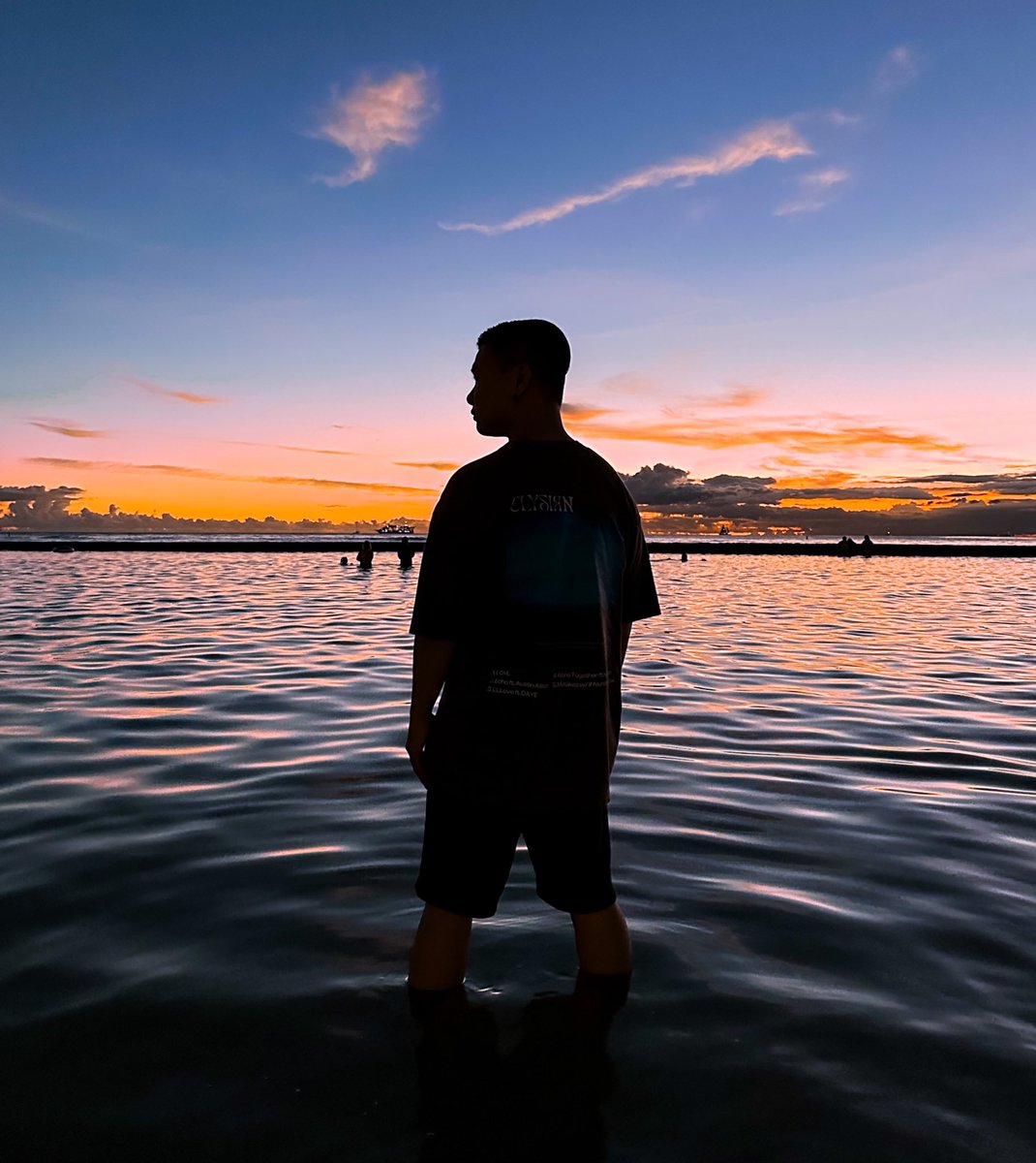 itsthatonescrub's tweet image. i got my wish 💫 i’m incredibly star-struck to join the legendary @porterrobinson for his SOLD OUT honolulu show 😭😭😭

immense gratitude to @audiophilehq for the stellar opportunity to perform alongside one of my all-time musical heroes 🖤 

see you scrubs on sunday, oct 29!