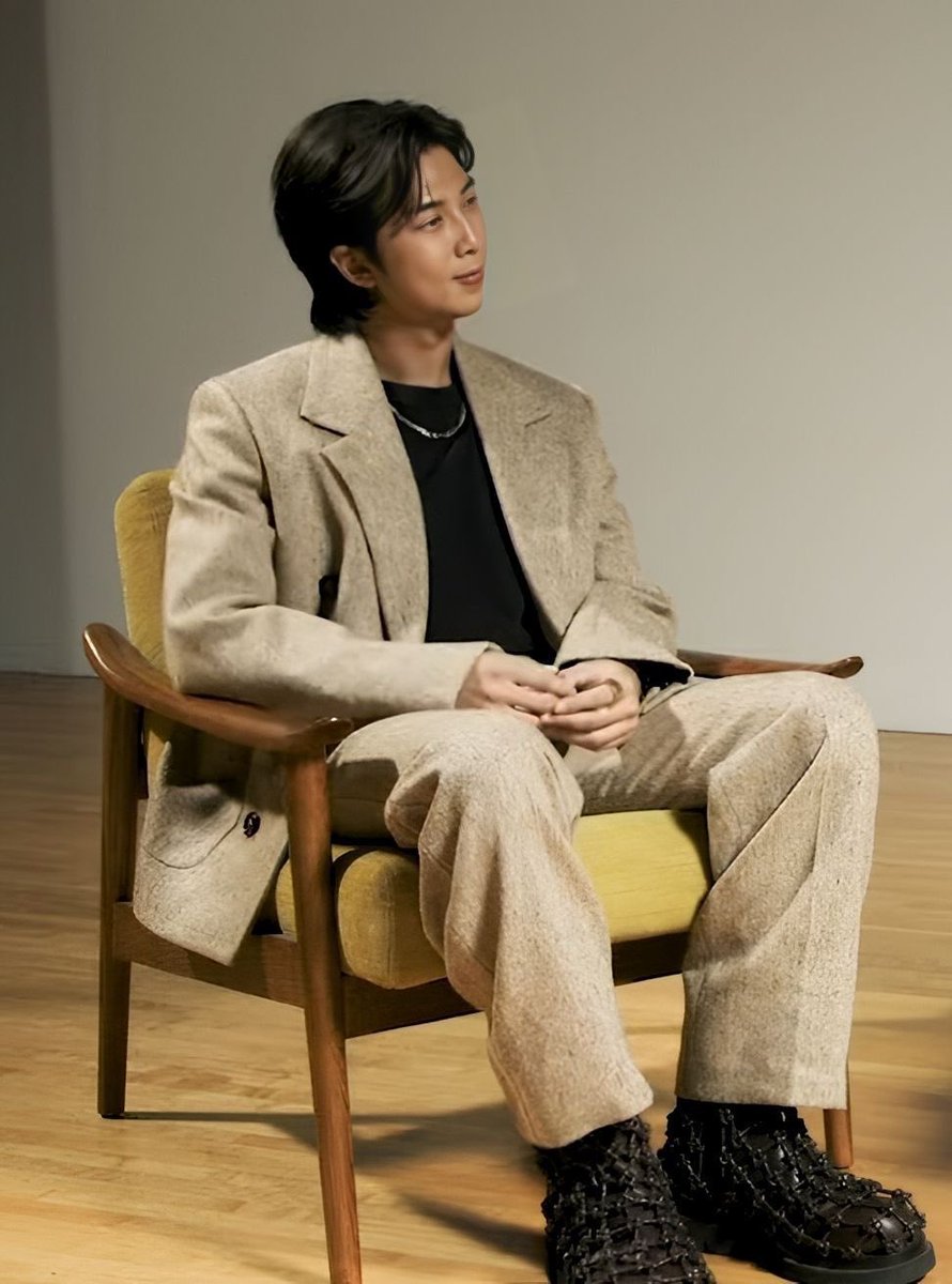 lowsofjoon's tweet image. 