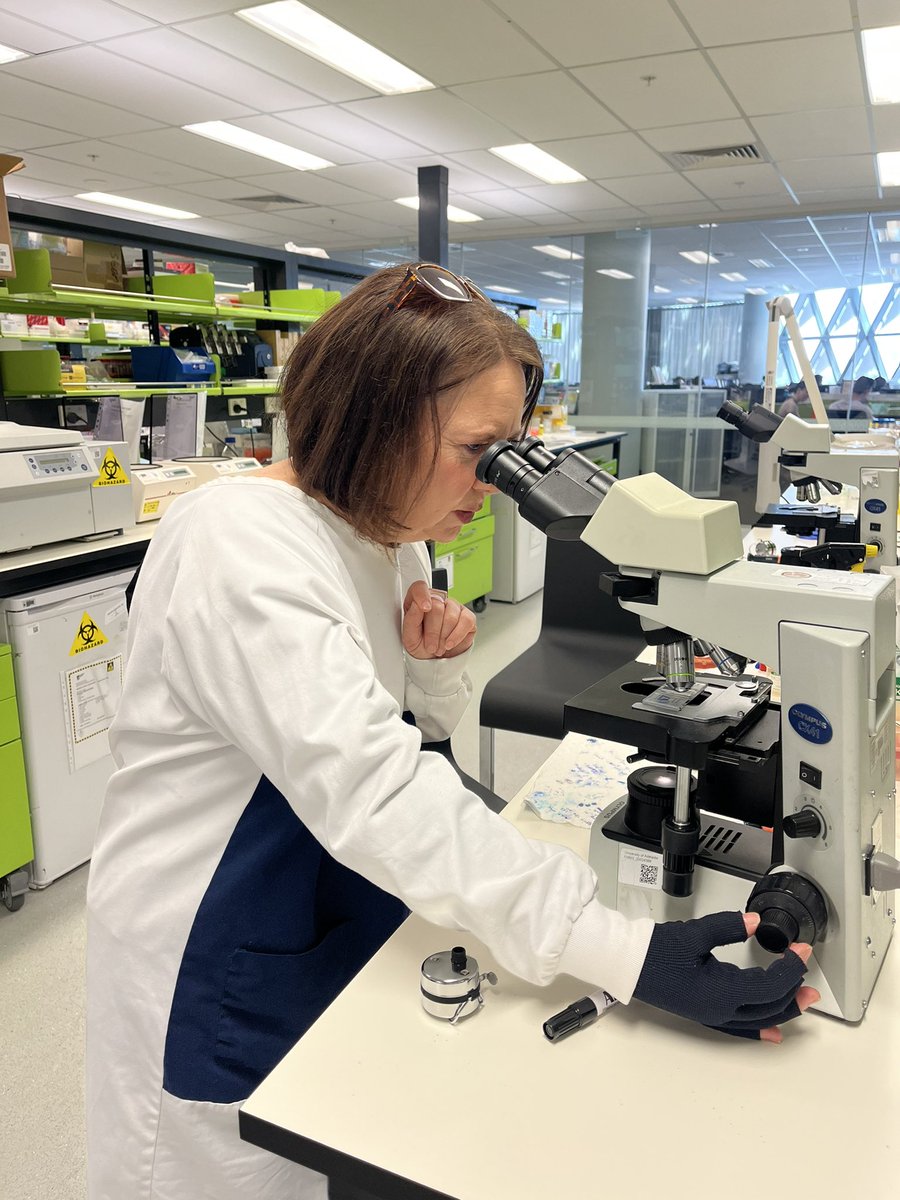 Courtney Cross (@courtneycross_1) on Twitter photo Special morning showing <a href="/MoniqueLymph/">Monique Bareham - Leading Lymphoedema Advocate</a> around SAHMRI and working on an exciting new project! 🔬🤗🧡 #SuppOnc <a href="/SuppOncRG/">Supportive Oncology Research Group</a> Special morning showing <a href="/MoniqueLymph/">Monique Bareham - Leading Lymphoedema Advocate</a> around SAHMRI and working on an exciting new project! 🔬🤗🧡 #SuppOnc <a href="/SuppOncRG/">Supportive Oncology Research Group</a>