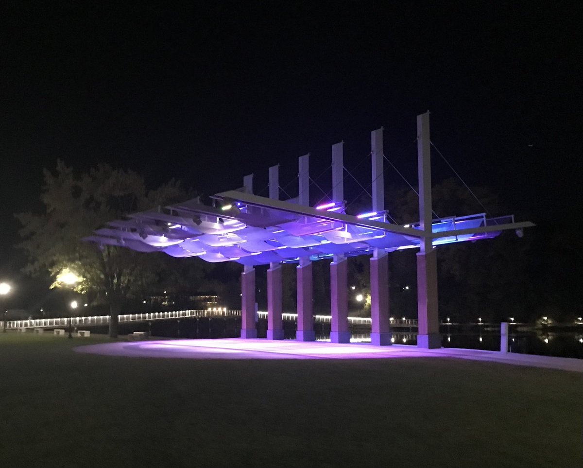 CityofChaskaMN's tweet photo. We lit up Firemen’s Park stage purple for Spirit Day, a global campaign to support LGBTQ+ youth and stand against bullying. We strive to be a welcoming, respectful &amp; inclusive community where everyone can be their authentic self. We stand with our LGBTQ+ youth today and every day https://t.co/QtugQgSRu3