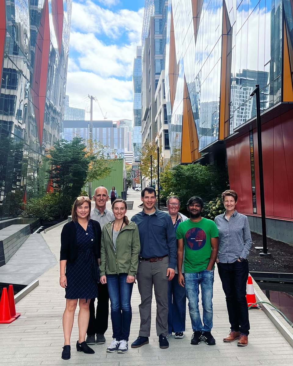 First time meeting my 2022 SEATRAC ESI cohort in-person as part of the TB leadership program! 

Great to learn about everyone’s shared commitments to fight TB #tb #mdr #seatrac #stoptb 🫁 🦠 🧫