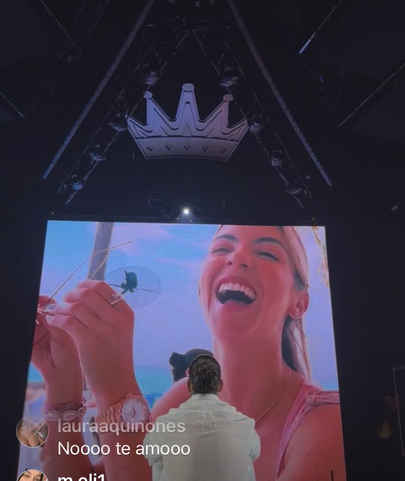 Valen_Charry18's tweet photo. Susi riéndose en la cara de todas las mujeres del mundo, porque es la madre oficial del hijo de Maluma https://t.co/HuGQiGBtdW