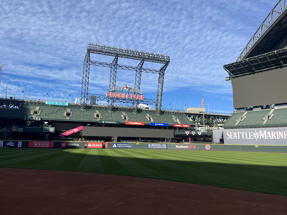 Kevin Hicks (@golfsuper1992) on Twitter photo Great couple of days riding along with <a href="/DGTnathan/">Nathan Cox</a> visiting with Seattle’s best sports turf managers <a href="/K_Dvorak13/">Kevin Dvorak</a> <a href="/ATurfMan/">Kevin White, CSFM</a> <a href="/TampChamp/">Ryan Nagy</a> <a href="/VMACTurf/">vmac</a> and the UW Turf team. Good stuff happening on the West Side of the cascades. Great couple of days riding along with <a href="/DGTnathan/">Nathan Cox</a> visiting with Seattle’s best sports turf managers <a href="/K_Dvorak13/">Kevin Dvorak</a> <a href="/ATurfMan/">Kevin White, CSFM</a> <a href="/TampChamp/">Ryan Nagy</a> <a href="/VMACTurf/">vmac</a> and the UW Turf team. Good stuff happening on the West Side of the cascades.