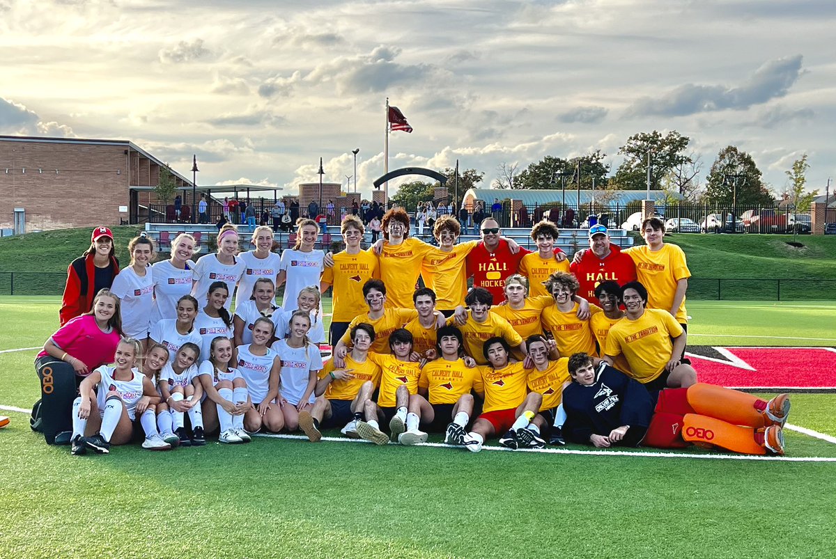 Today the <a href="/CHC_IceCards/">Calvert Hall Ice Hockey</a> took a break from on ice practice to lace up the cleats &amp; play Mercy High School varsity field hockey.
Thanks for hosting us Coach!!
#allcards
#allmagic