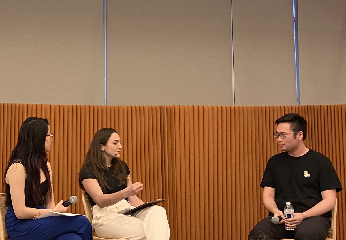 appulam's tweet photo. Attended my first Thursday Nights in AI with hosts @kanjun, @RohdeAli chatting with @DrJimFan from Nvidia. It’s a great way to connect with the exciting AI community in and around SF! https://t.co/8P6TSPpyt9
