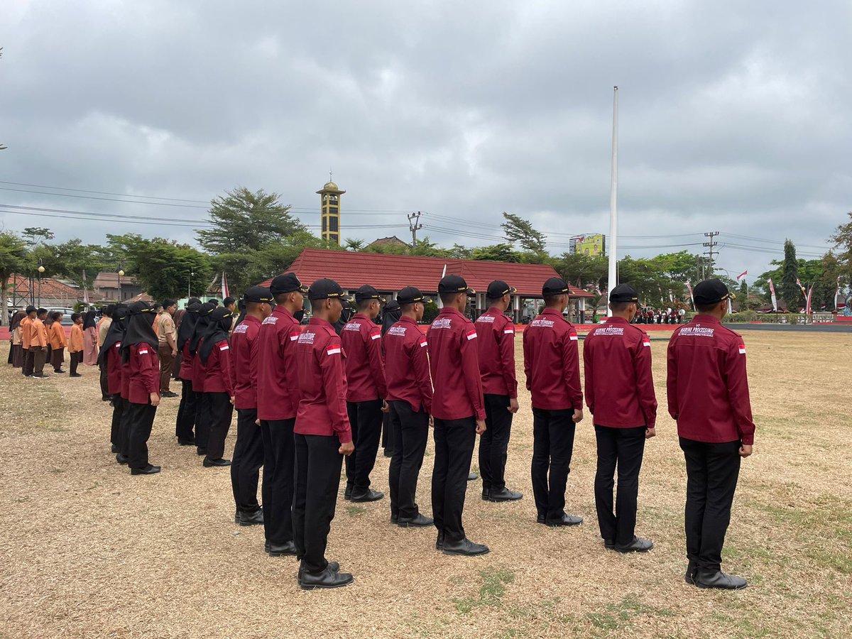 pkp_pangandaran's tweet image. sedang berlangsung gladi bersih upacara peringatan HUT Pangandaran ke-11 di lapangan alun-alun parigi, Jumat (20/10) #pkpp #pangandaran