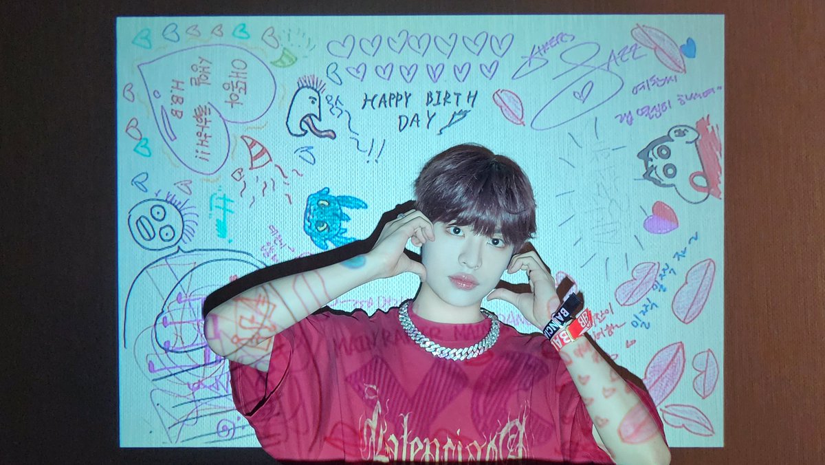 xikers_official's tweet photo. [👀] #HAPPY_YECHAN_DAY🎂

예찬이를 생각하며 그린 멤버들의 손그림과 함께❤ 

#xikers #싸이커스 #예찬 #YECHAN https://t.co/APcMJobJWB