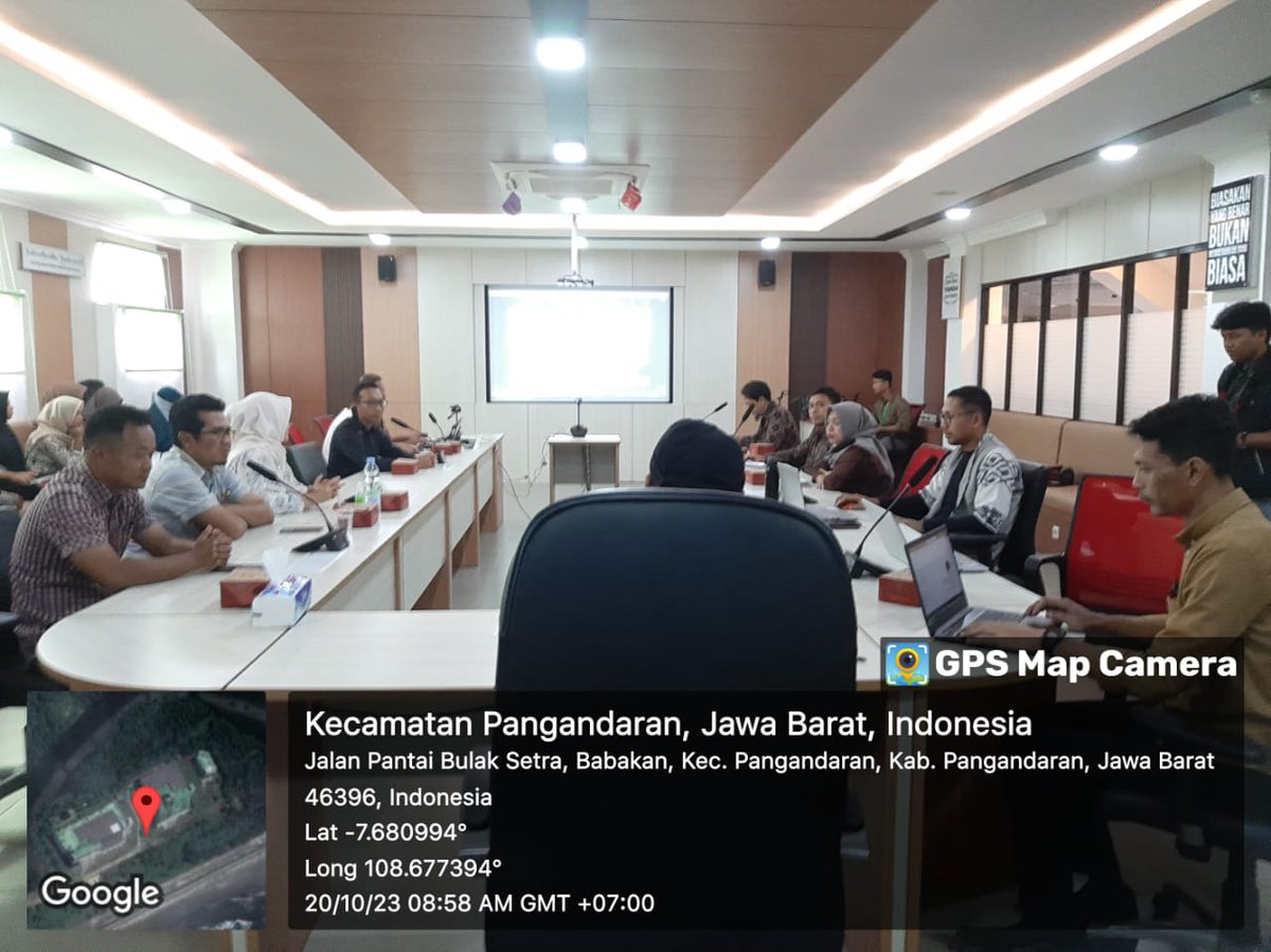 pkp_pangandaran's tweet image. Ketua Unit Humas &amp;amp; Kerjasama mengikuti kegiatan workshop pengelolaan data dan media sosial di PIAMARI, Jumat (20/10) #pkpp #pangandaran