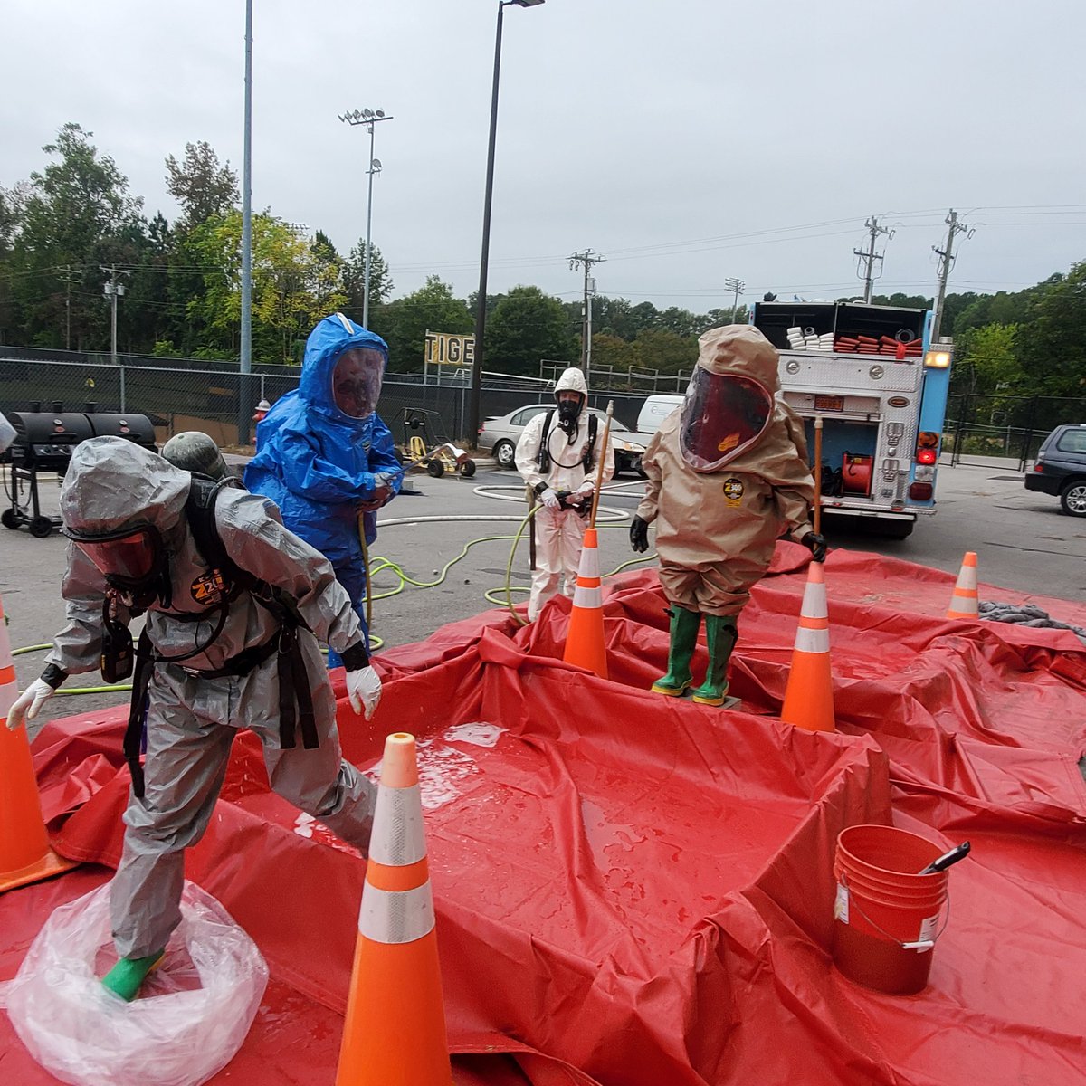 ChccsFire's tweet image. We've finished our Hazmat unit. This is a critical yet underappeeciated part of this career. The students enjoyed it, but you can't tell under those suits. @chccs @CTEforNC @CTEWorks @KBreweur