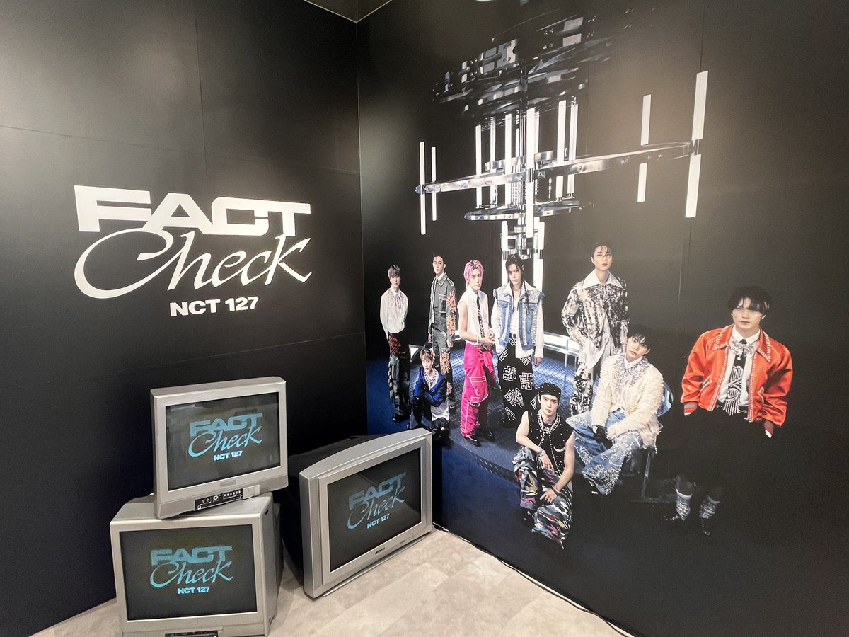 NCT127 fact check シリアルコード　50枚セット NCT127 FactCheck ステッカー - メルカリ