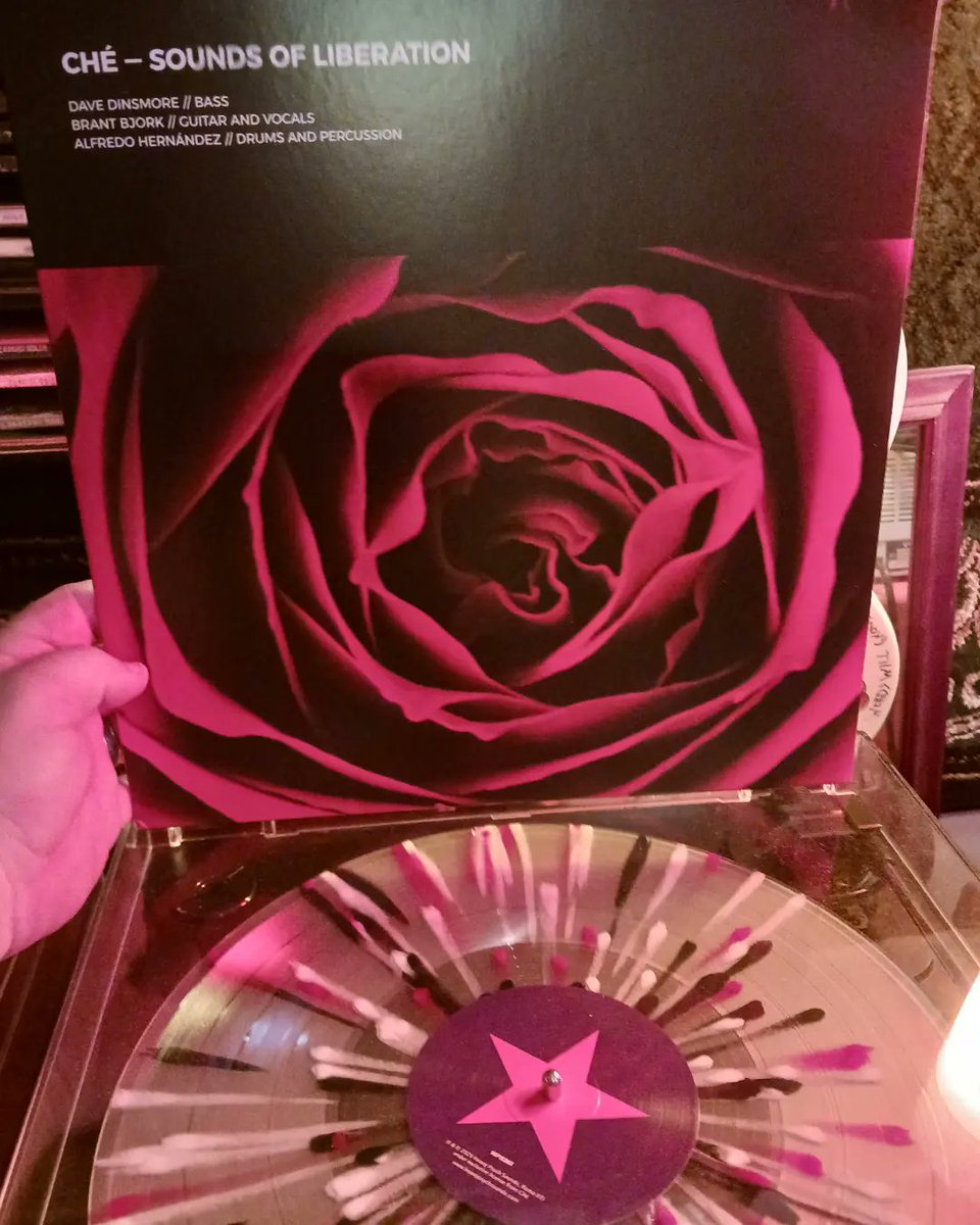 KellySludge's tweet image. Che- "Sounds Of Liberation"
#desertrock #stonerrock #cheband #brantbjork