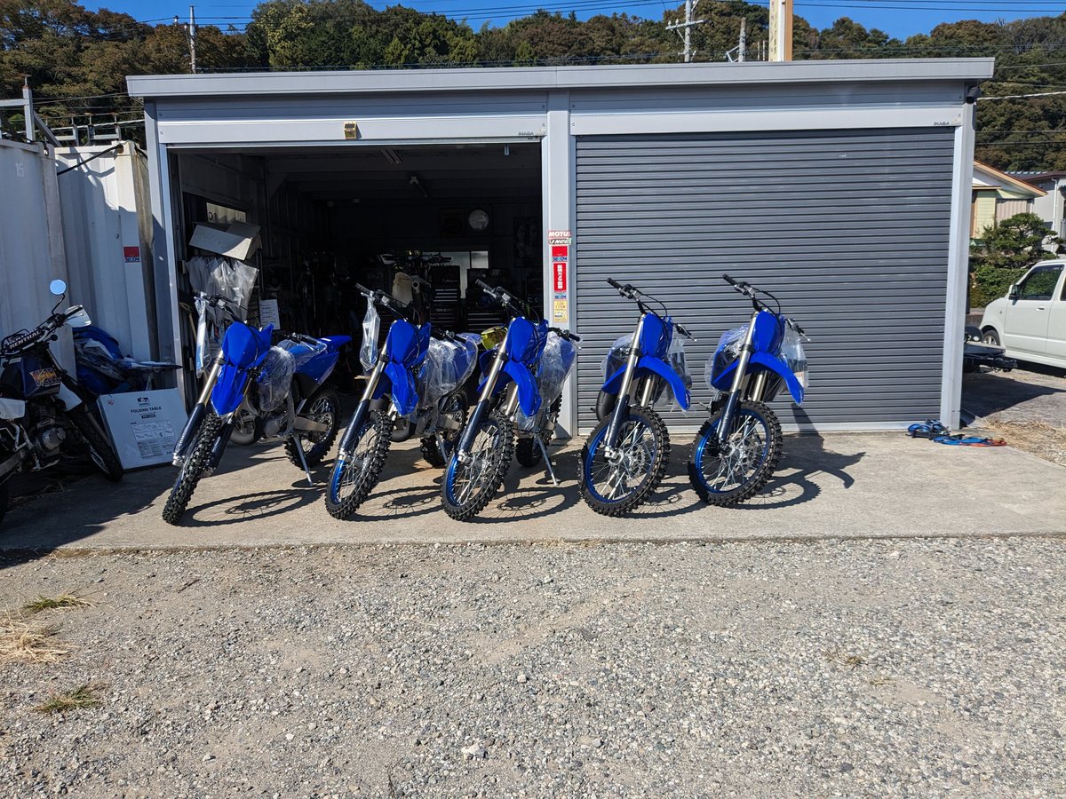 flair_line2004's tweet image. とりあえず今日は５台入りました。

グリスアップ祭り開始です。

#YZ
＃ヤマハ