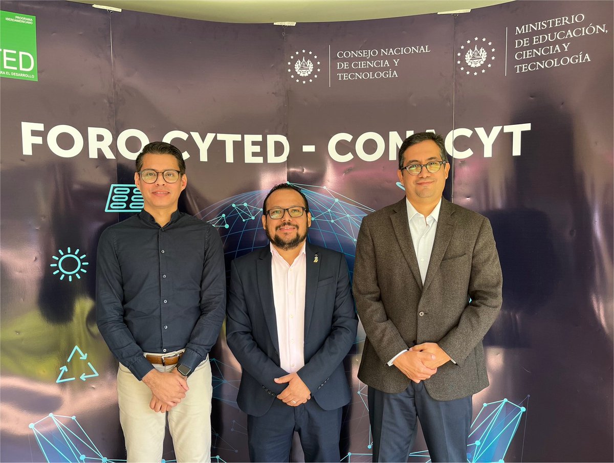 RamiroVelzquez8's tweet photo. Charla "Vinculación Gobierno-Universidad-Empresa en la ruta hacia la Industria 4.0" dentro del Foro "Transformación Digital e Industria 4.0".

Agradezco al programa CYTED y al CONACYT, Gobierno de El Salvador, la invitación.
@Programa_CYTED @CONACYToficial  @InvestigacionUP https://t.co/FaxIEozdjv