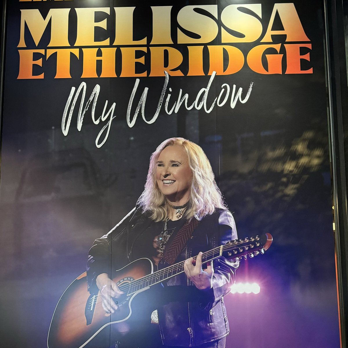 superfan_MLE's tweet photo. #mywindow #melissaetheridge #broadway #awesome #NYC #newyork @metheridge https://t.co/zDUS2wPAtg