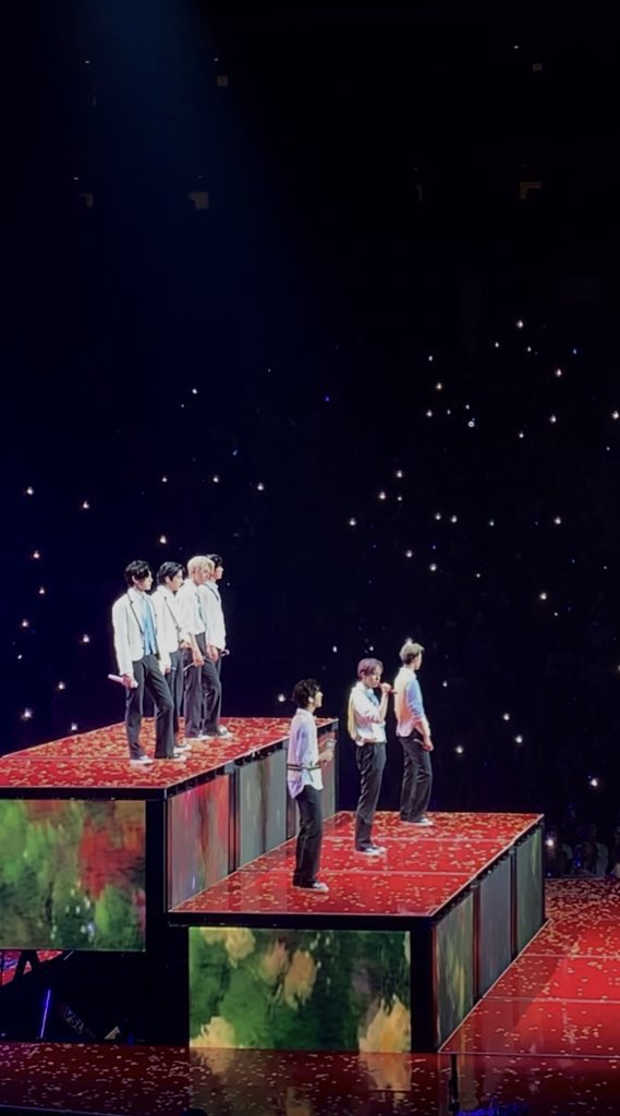 DIVESJY's tweet photo. my seven stars, thank you for giving me memories that will last a lifetime. thank you for making me brave enough to cross an entire ocean to come &amp; support you, i’ll do it again in a heartbeat. let’s meet again wherever fate takes us, i love you always 🫂 
#FATE_IN_NEWARK https://t.co/6QxkFF3nts