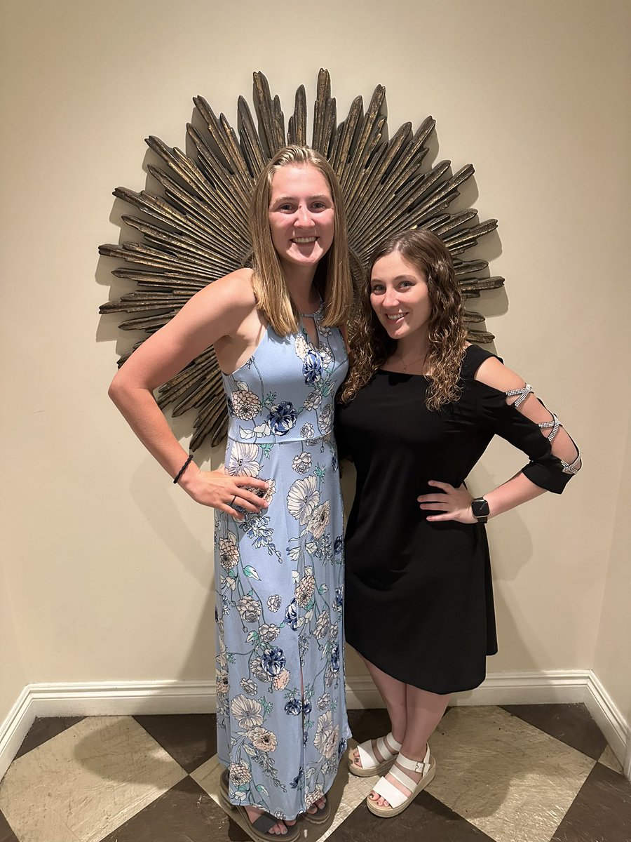 ✨Rt w/ pics of you in a suit or dress✨