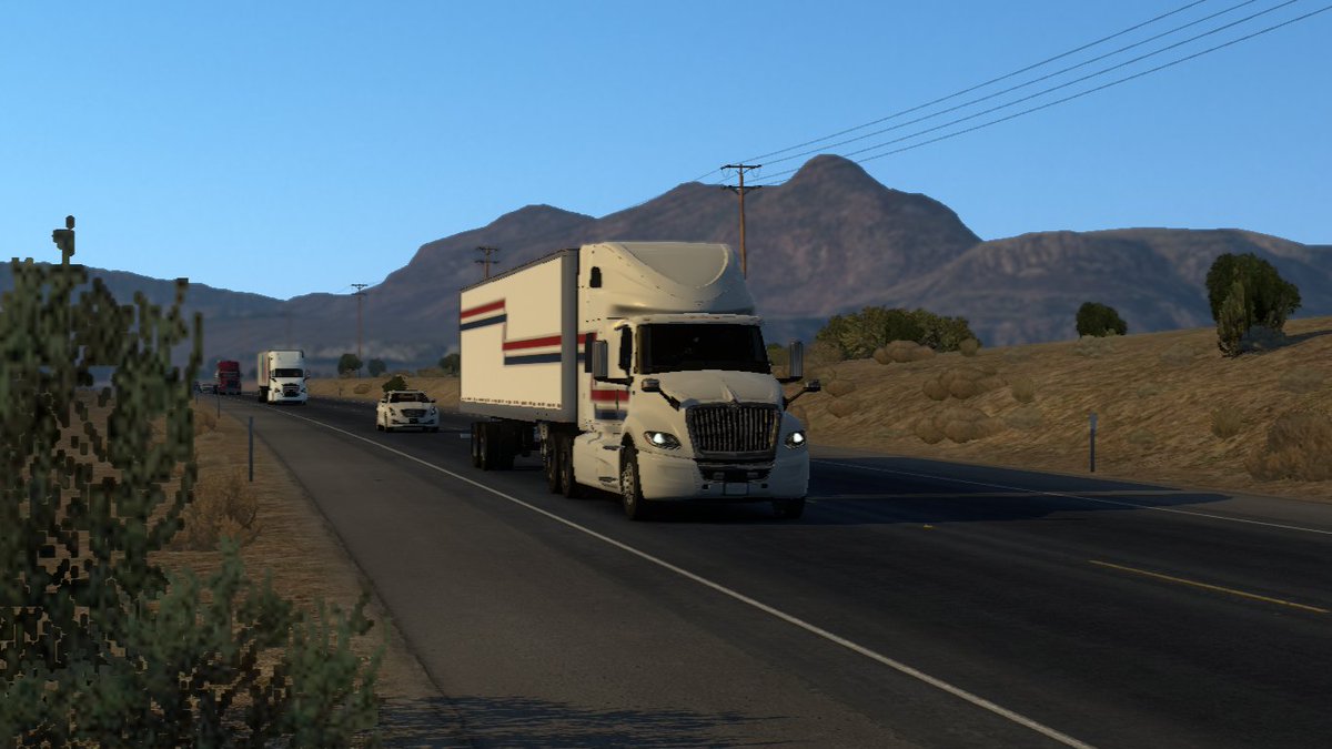 Second run this late morning after arriving too early (depot was opened at 10 am) in Kingman, Max picks up this time 43,579 lbs of Salt to Yuma before lunchtime. 😁😎👍🚛

<a href="/SCSsoftware/">SCS Software</a>
#AmericanTruckSimulator
#ATS
#BestCommunityEver
(Part 1)