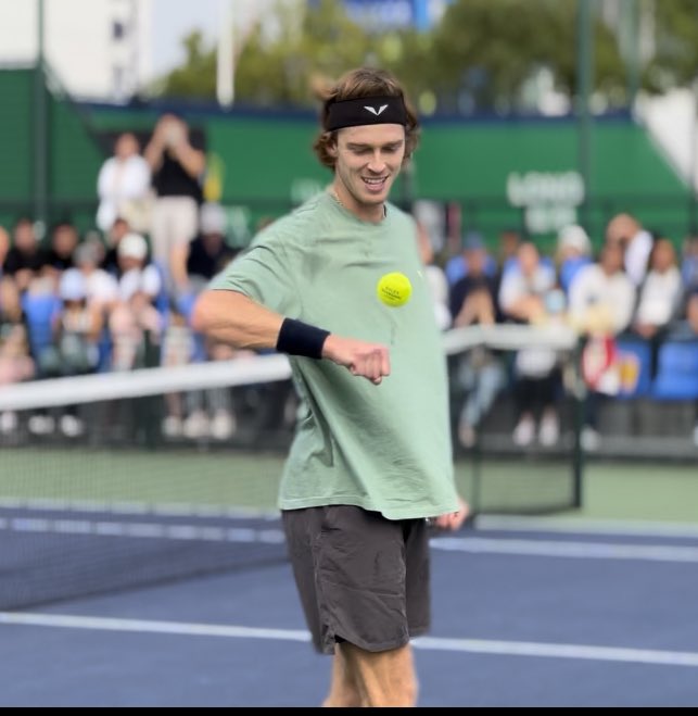 7Ghostworld's tweet image. Happy birthday @AndreyRublev97 !Watching tennis is my long time hobby but since I started to follow you I got to to watch crazy amount of tennis, have more faves, meet new people when traveling. None of this would have happened if I hadn’t become your fan. Wish you all the best😉