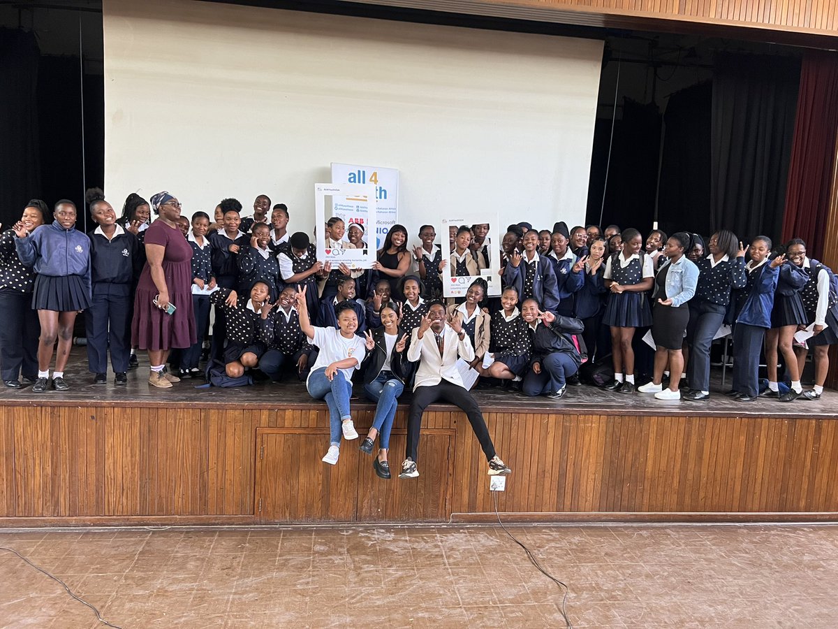 Za Power House tweet media