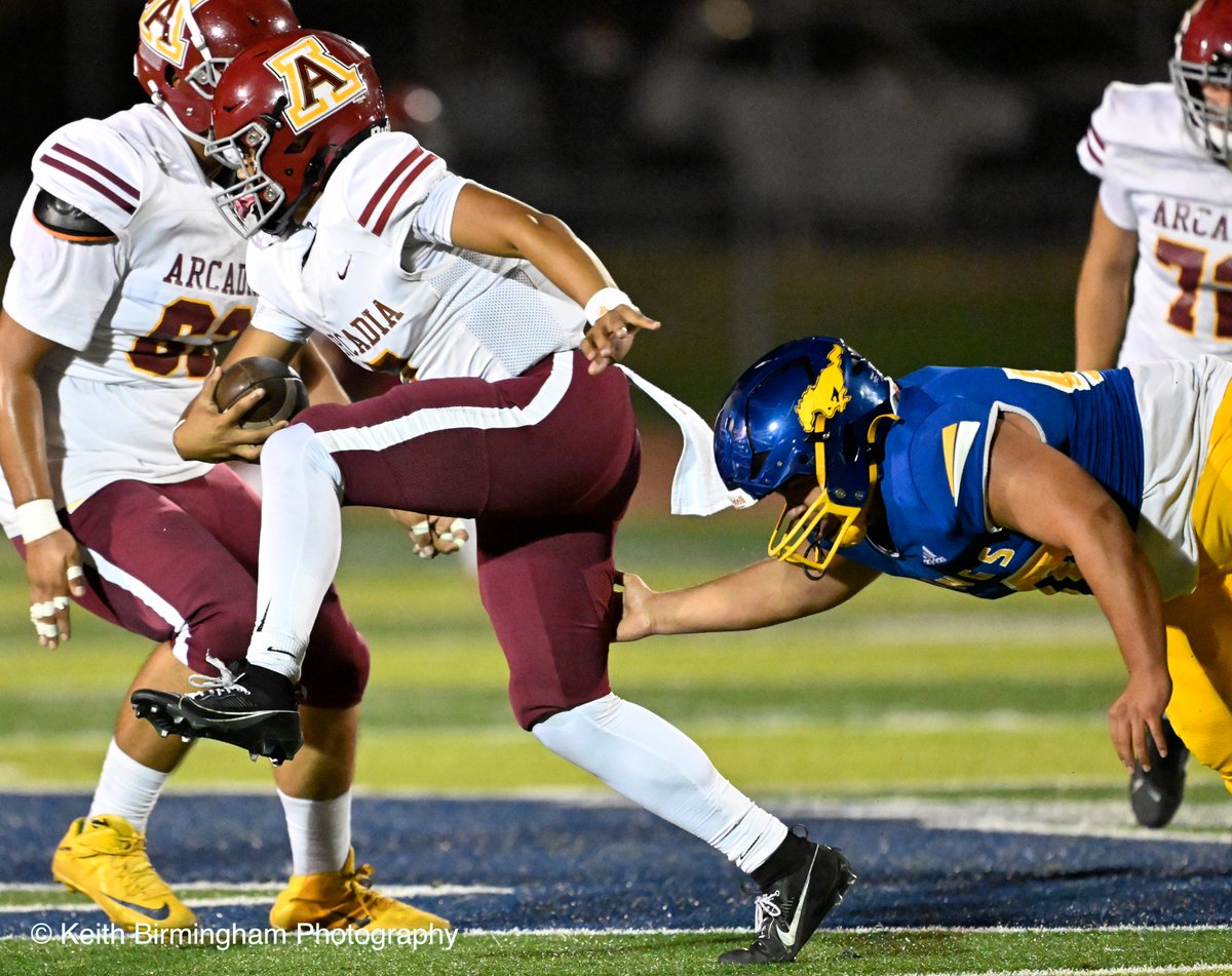photowkb's tweet image. Muir takes on Arcadia during a prep football game at Muir High School in Pasadena. @cifss #cifss #muir #arcadia #football @SGVNSports #pasadena @NikonUSA #nikon @InsideSoCalSpts