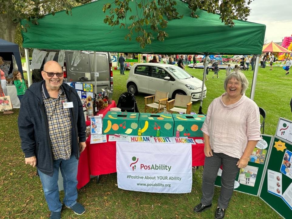 PosAbility's tweet photo. @CambsMasons have pledged to donate nearly £9,000 over the next three years to @PosAbility . We were able to thank them in person when our stalls were near each other at the recent @PumpkinFair Thank you for your support!
(Image: Cambridgeshire Freemasons) https://t.co/oAV2xmsAqZ