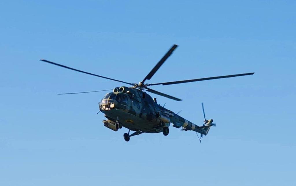 kardinal691's tweet photo. #Croatia handed over all its #Mi_8 helicopters to #Ukraine, the head of the #Pentagon said at a meeting with the #Croatian Defense Minister.
ℹ️ In the spring of this year, it was reported that #Croatia plans to supply #Ukraine with 14 #Mi_8 helicopters.
(illustrative photo) https://t.co/BvNtr7Ef0P
