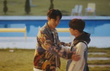 cbforu's tweet image. Height difference 😵‍💫