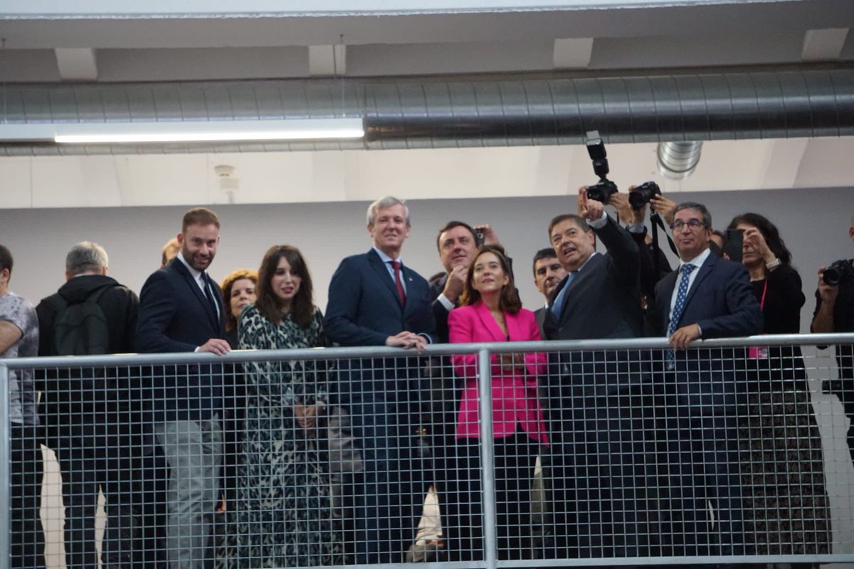 gonzalotrenor's tweet photo. 📲Grazas ao impulso da Xunta abrimos na Cidade das Tic o primeiro edificio, o Centro de Servizos Avanzados, para crear produtos de intelixencia artificial e será unha fiestra única do sector TIC galego

💻O Goberno galego seguirá investindo para impulsar novos proxectos e emprego https://t.co/sonM4rLXJN