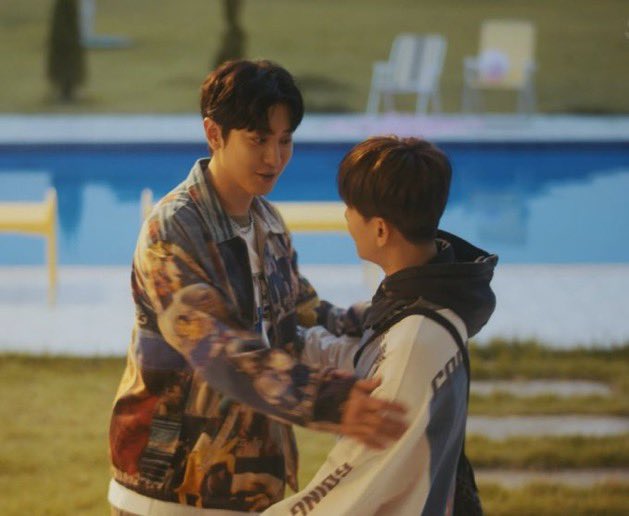 cbforu's tweet image. CRYING