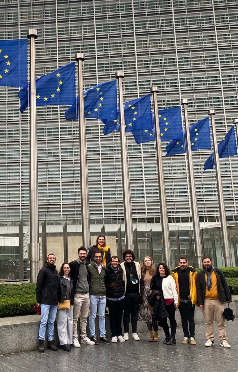 SIEF_SCEF's tweet image. La expedición de @SIEF_SCEF ya se encuentra en Bruselas para participar en el IV Bridging European Science @raicex_es!

Agradecemos a @FundacionAreces su participación en la financiación de las bolsas de viaje a nuestros socios.