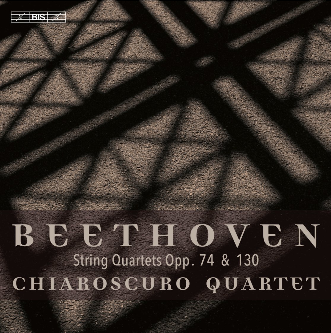 BIS_records's tweet photo. Strings attached!
Listen to the iconic #Beethoven quartets with our star ensemble @Chiaroscuro Quartet on period instruments 🎻 https://t.co/DpBdQpqYpW #newmusicfriday #classicalmusic #periodinstruments
#chambermusic https://t.co/eCT9EqZbZq