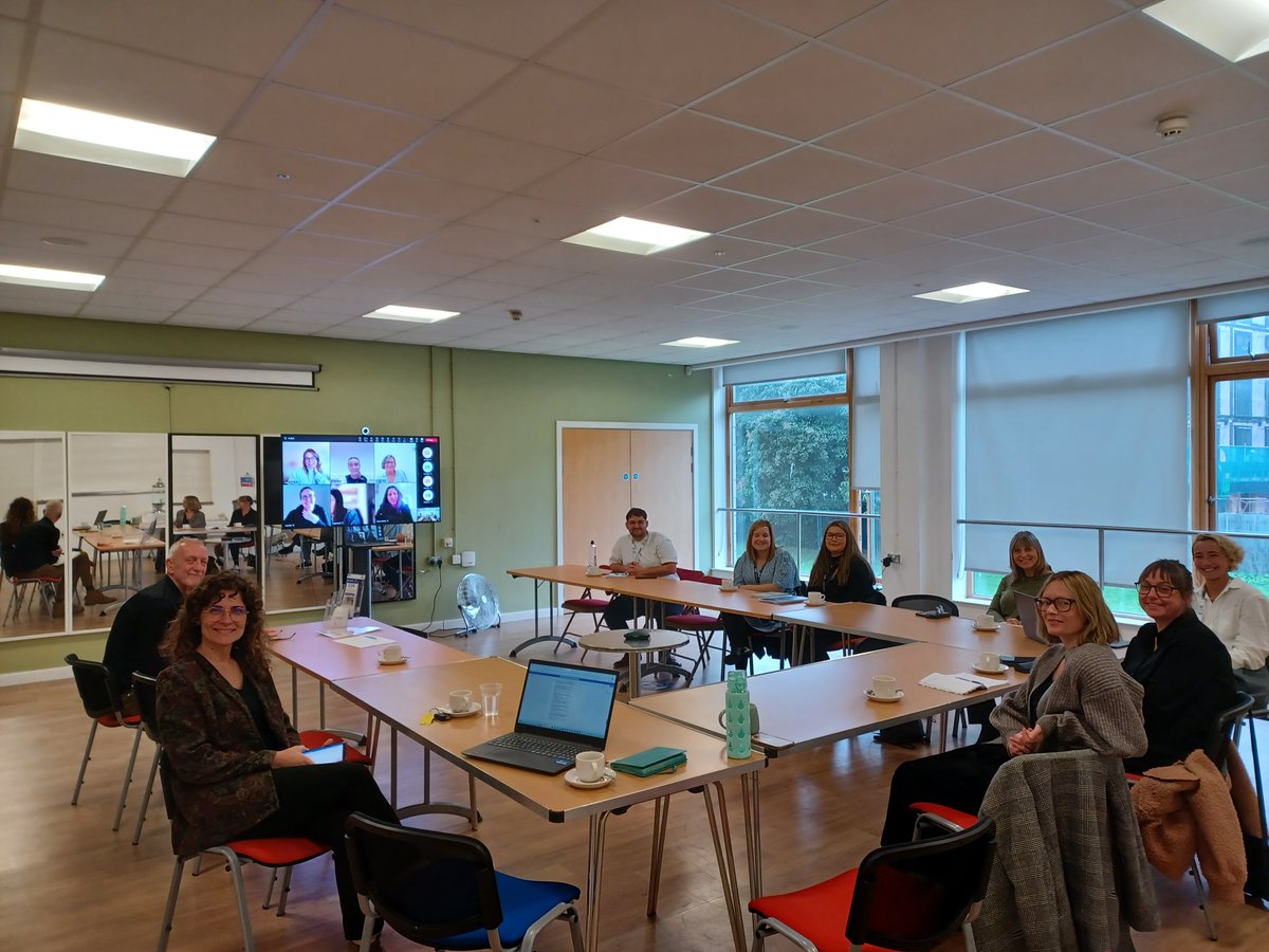 cdfvolcentre's tweet photo. This week we welcomed charities and groups to our quarterly Cardiff Volunteer Coordinators Network meeting hosted at @ButetownCentre and online. It was great to hear updates and share information about our current projects as well as funding and training available in #Cardiff. https://t.co/MSvYjKENpp