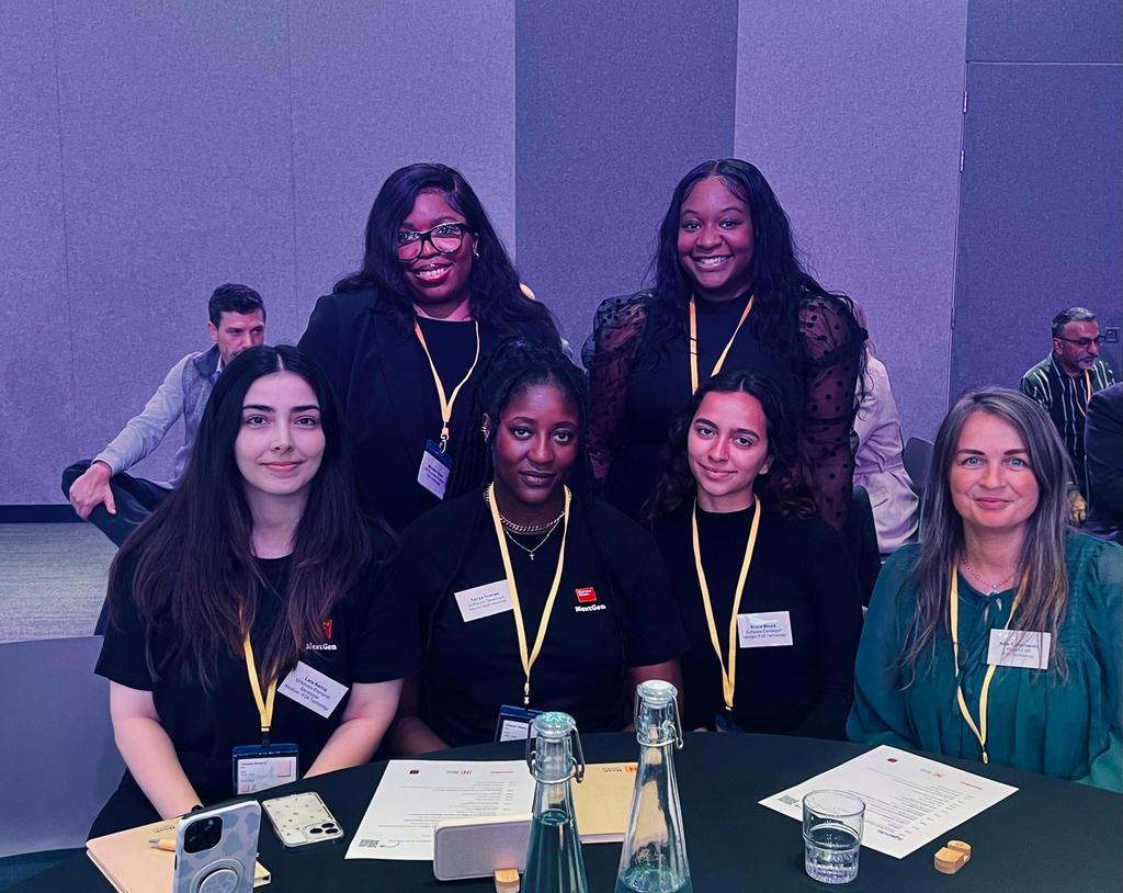 fsbtech's tweet image. Last week our HR team and tech graduates attended the @NatWestGroup sponsored ‘Diversity In Tech’ conference.

This rewarding event provided our teams with the opportunity to share experiences and gain knowledge as we look to keep building on our corporate D&amp;amp;I values.