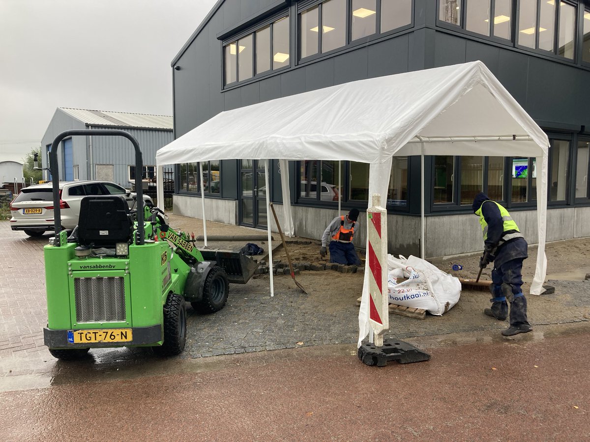 VanSabbenbv's tweet photo. Vindingrijkheid #doorwerken #HVS 💪💪💪 https://t.co/USiRlGpH7u