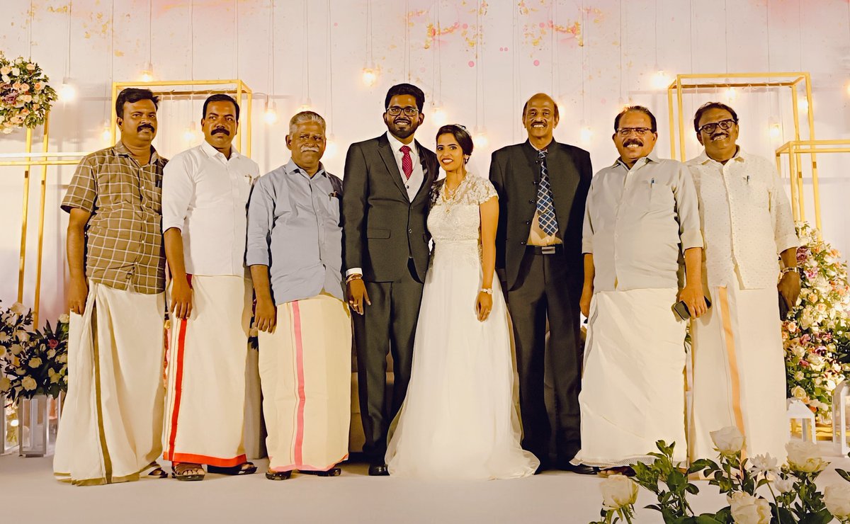 Navanee17151804's tweet photo. പ്രിയപ്പെട്ടവർക്ക് വിവാഹമംഗളാശംസകൾ https://t.co/odixcrdjK7