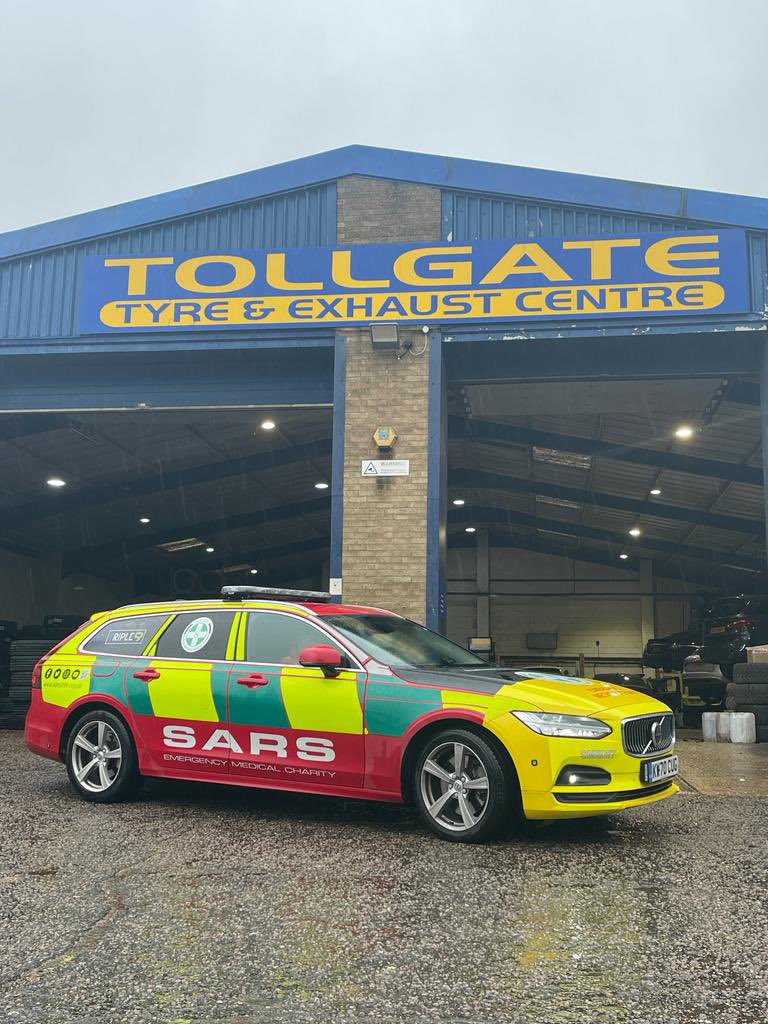 Another wonderful act of kindness this morning. Tollgate Tyres have kindly fixed a puncture on SMED27, our rapid response vehicle sponsored by @t_riple9, without charge! #ThankYou #BuryStEdmunds #Suffolk #Kindness