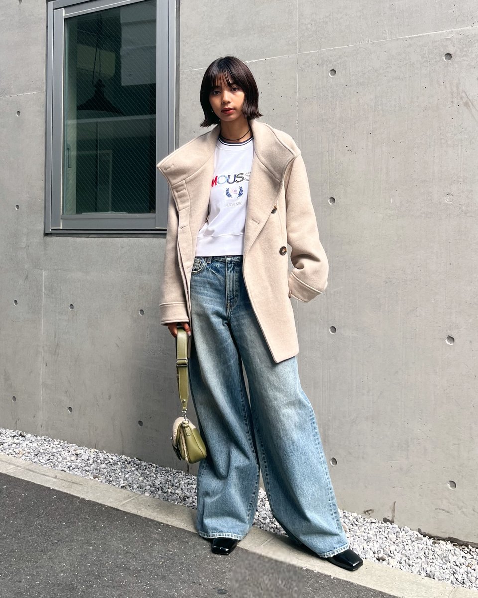 moussyofficial's tweet photo. 【STAFF SNAP】
BOXシルエットが特徴的な、スタンドカラーのミドルコート。
この冬1着は持っておきたい万能アウター。
全国のMOUSSY/店舗オンライストアにて発売中。
① https://t.co/52GWTqCDxX
② https://t.co/qugDFtDTsr
③ https://t.co/RGK2BUBb3t
#MOUSSY #MOUSSYSNAP https://t.co/hTavSBQqSX