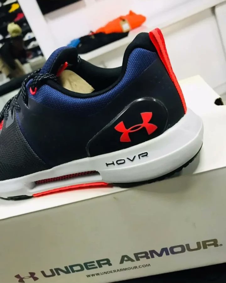 essentialZim's tweet image. #UA
#readilyavailable 
#boxed 
#originalsonly 
#Sneakers 
#uk 
#visitustoday 
#@Corner Lezard Avenue and Prince Edward road, Milton park Kensington ✅
#+263783945122 app/calls✅
@essentialZim