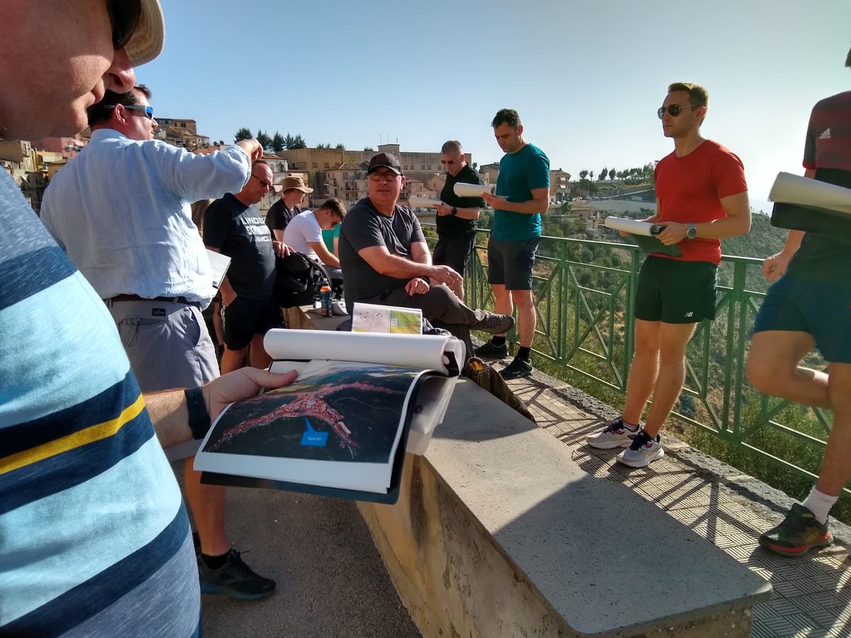 AndyJMAdams's tweet photo. D+4 and the final day for the #4LANCS battlefield study #ExSYRACUSELION 🦁. Kicking off in the town of Centuripe examining the actions of 38th (Irish) Brigade and its assault on the town in early Aug 43 . #Sicily #WW2 #OpHUSKY #LANCS
@LANCS_REGT @Alan_K_Sweeney https://t.co/ekL07BzOcp