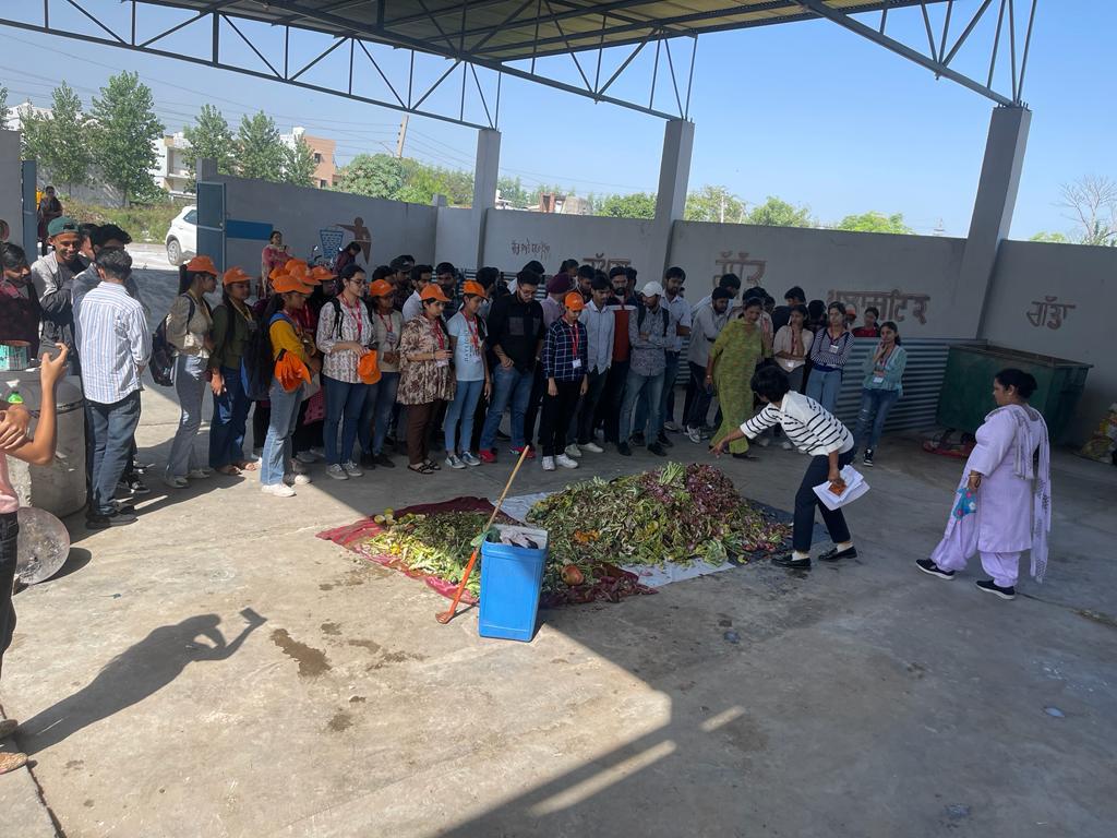 McJalandhar's tweet image. understood the process involved in composting and material recovery. Hopefully, they will be able to further educate their friends, family, and neighbors and talk more about waste on a day-to-day basis.
it
#pmidc
#SwachhSurvekshan2023
#IndianSwachhataLeague
#GarbageFreeIndia