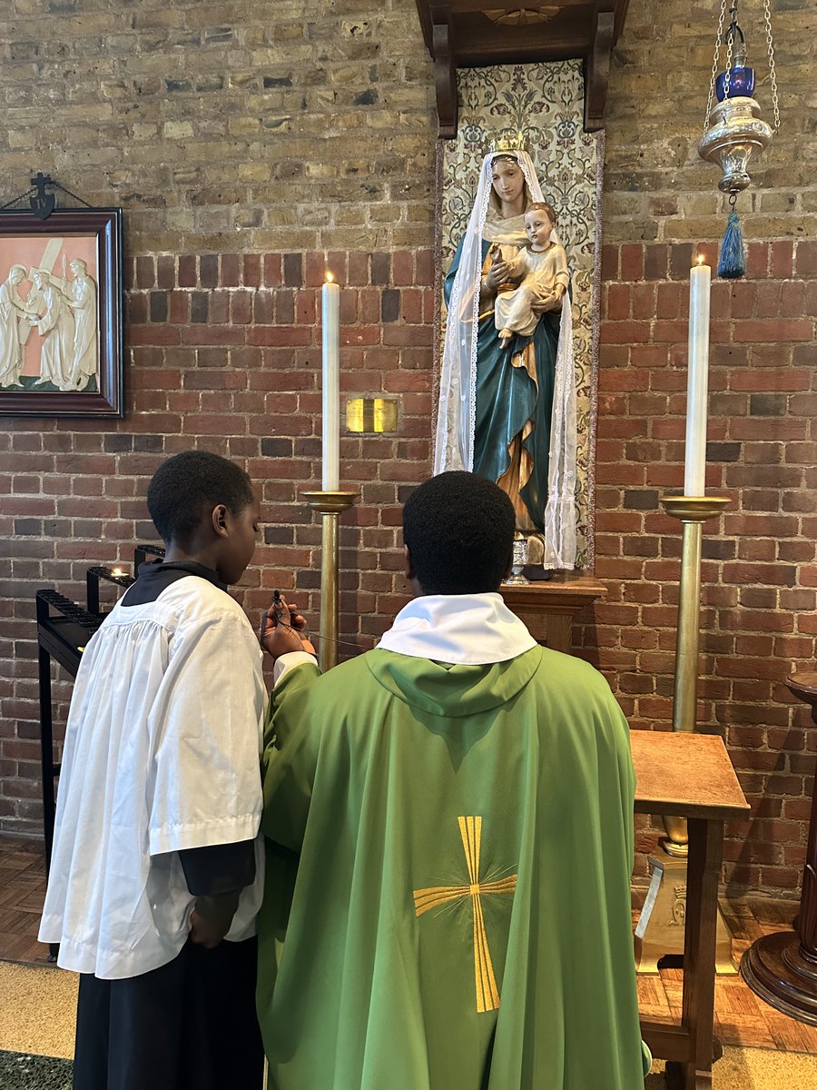 St. Anselm’s, Hayes tweet media