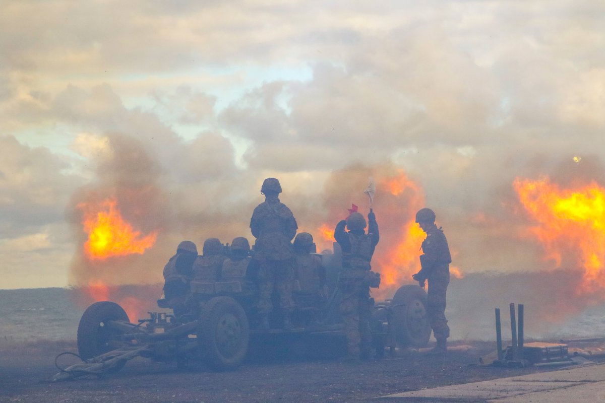 MarWojRP's tweet image. A tymczasem na @CPSPUstka nasi przeciwlotnicy dają ognia 🔥🎯
BRAVO ZULU #8dplot i #9dplot❗️👏💪

📷st. chor. szt. mar. Marcin Purman/mat Marek Laska