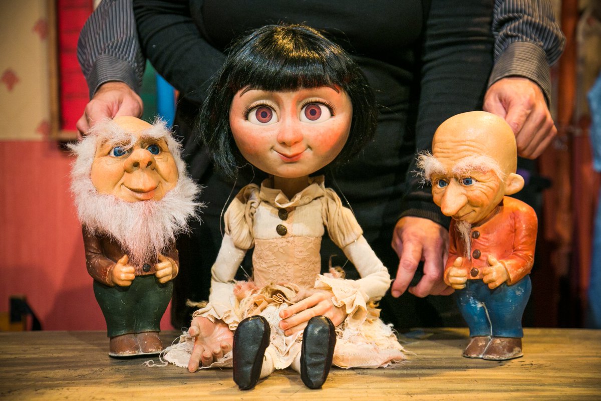 🚨 CORRECCIÓN 🚨
Este domingo 22 de octubre será Blancanieves la que visitará la Sala Covibar de Rivas Vaciamadrid. 
¡Ven a verla! A las 18:00h. 🎭
#troposteatro #troposteatrodetiteres #troposteatrodetíteres #Teatro #cultura #Octubre #Madrid #Rivas #blancanieves