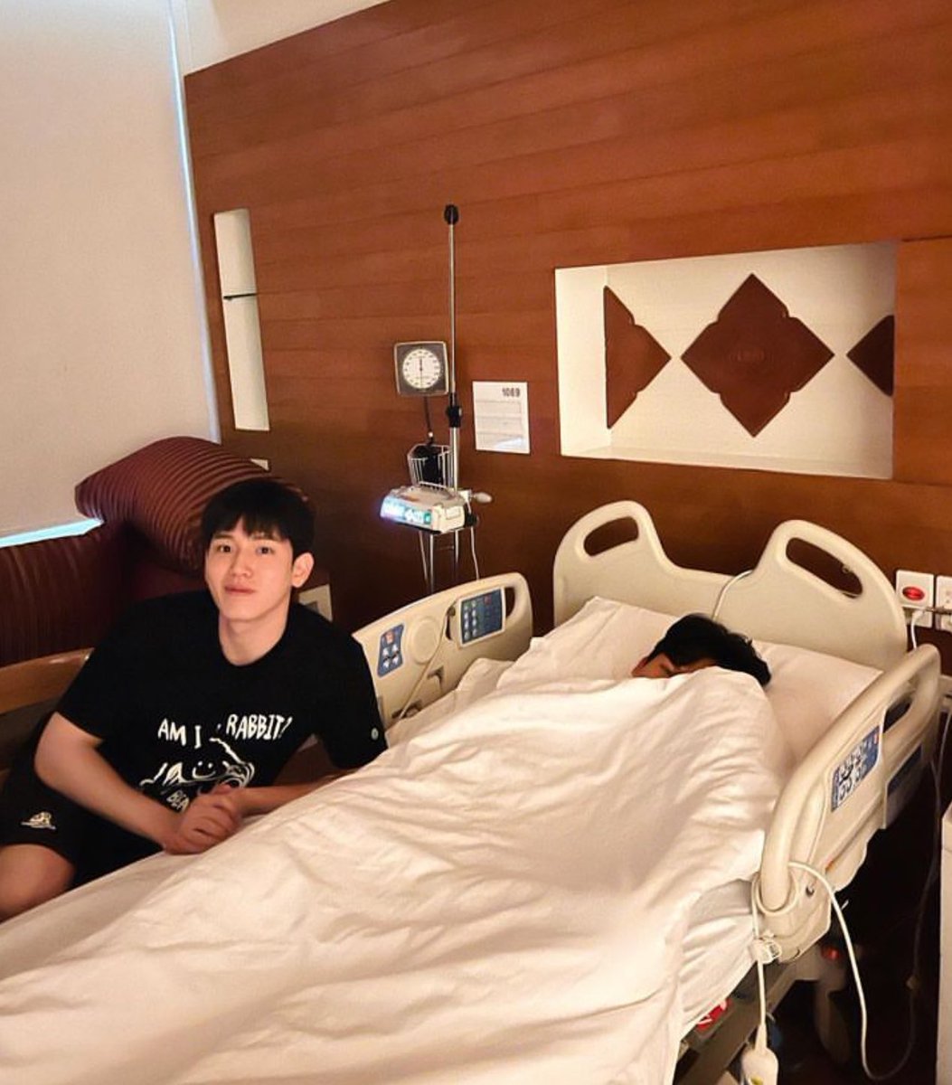 NewwieeTayTawan's tweet photo. หายไวๆ

IG : Newwiee | #เตนิว https://t.co/BJEFdeC5F5