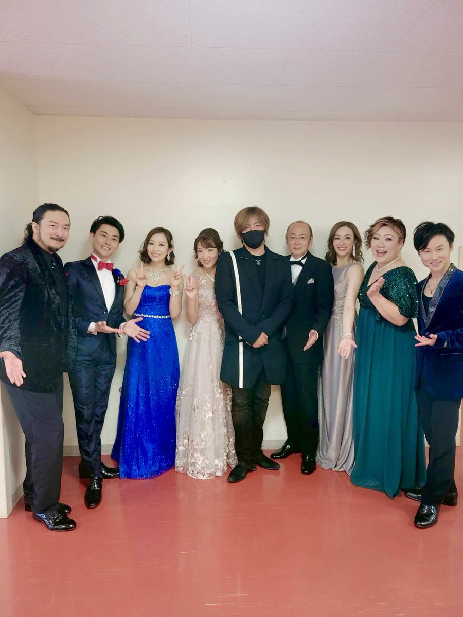 MDC_okayama's tweet photo. 10/7に北九州ソレイユホールにて行われたミュージカルコンサートに、ダンサー/サブシンガーとして出演させていただきました🙌🏻🌟

地元岡山からもたくさんの方に観に来ていただきました😭
本当にありがとうございました！

1月のアクロス公演にも出演致します！
遠くではありますが是非ご来場ください✨ https://t.co/AScU5JjIv3