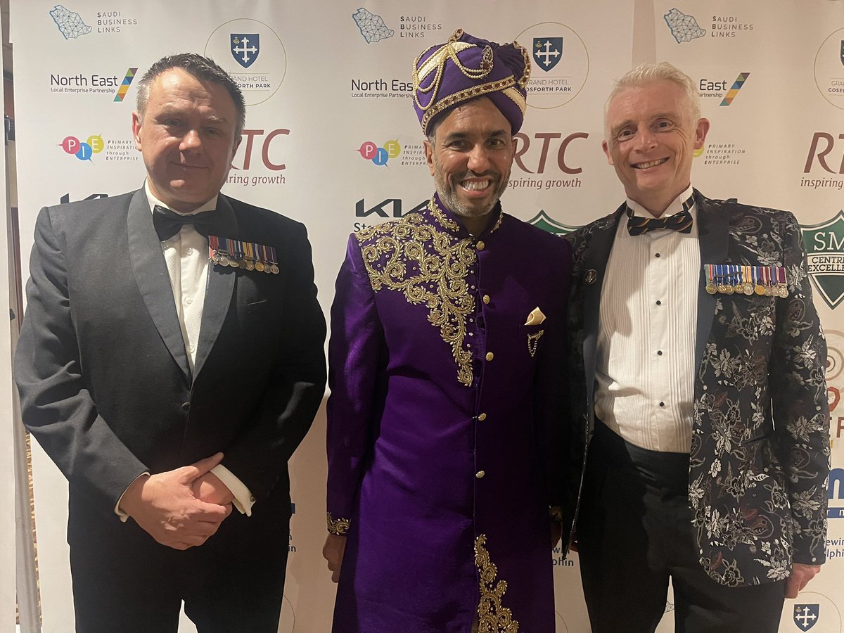 A fantastic evening @ABConnexions Awards & Dinner Night at the Grand Hotel Gosforth Park in #Newcastle 🌟

Pictured here with @AmmarMirza CBE & Darren Rhodes from @nerfca

Congratulations to all the Award Winners 👏

TY @PIEProjectUK @Andy_Black_71 for hosting me 🙏 #abcawards23