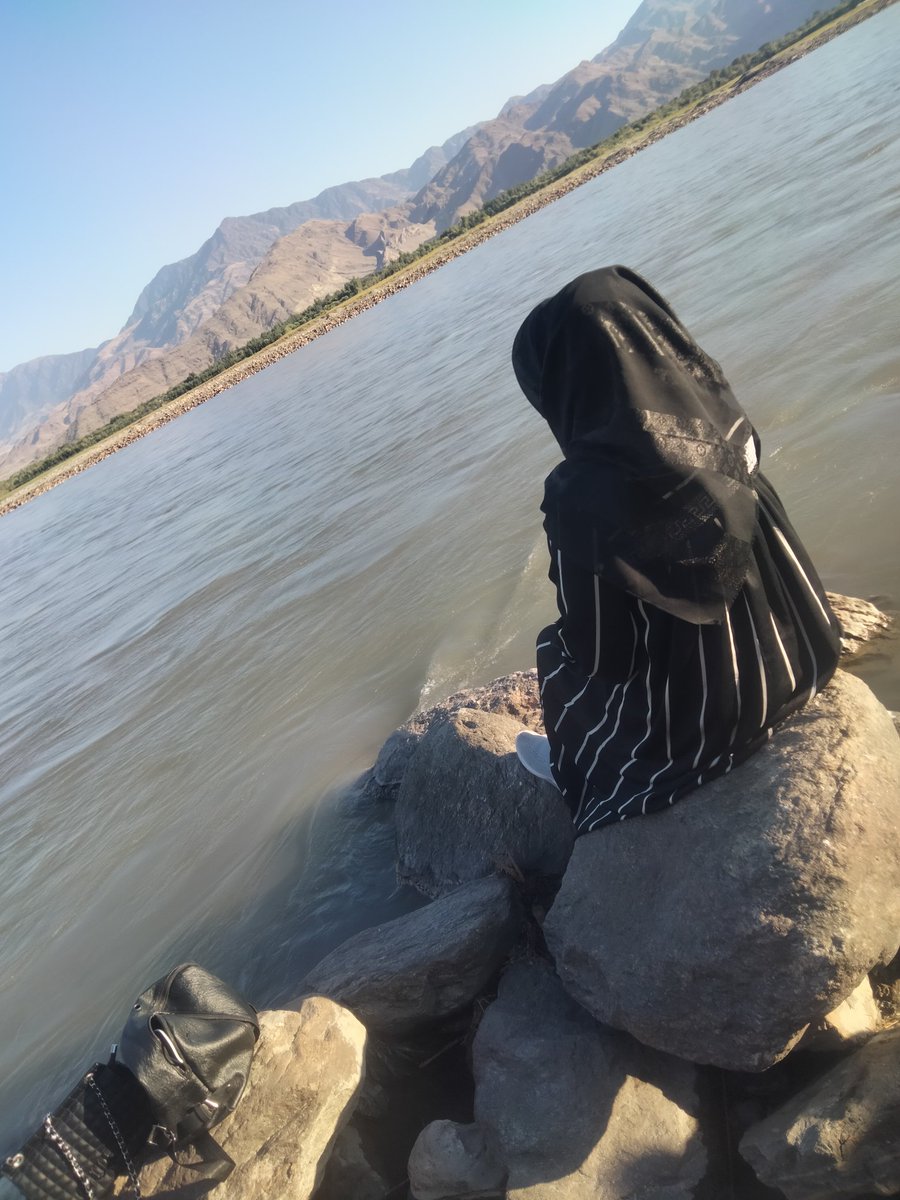 BasrinaN's tweet photo. کونړ سیند https://t.co/SFFie6TnQR
