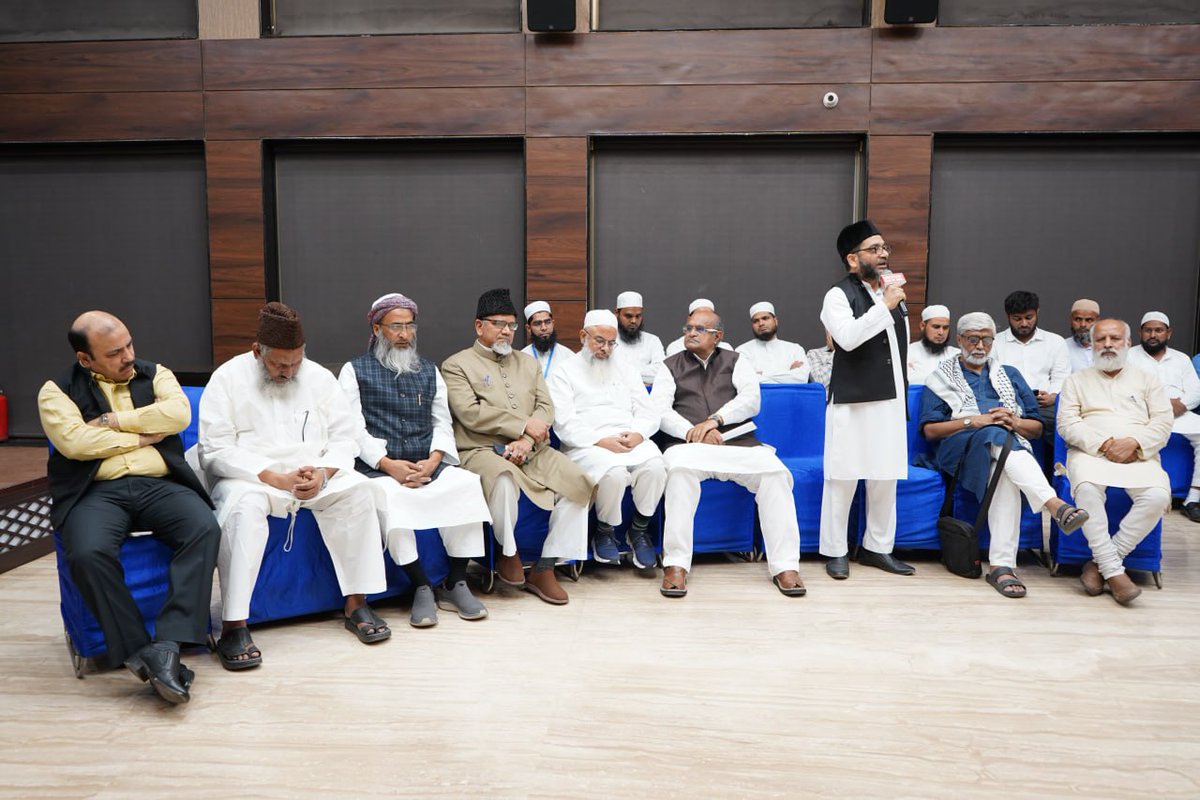 JIHMarkaz's tweet photo. “Occupation is the gravest form of oppression, and we stand in solidarity with the victims of Palestine in their rightful fight against imperialism and racial extermination” – Indian Friends of Palestine

#Palestine #Israel

https://t.co/RDi7sNUftD https://t.co/IyYNQAT51w